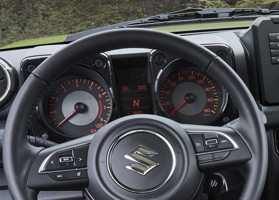jimny-3-door- Illuminated-meter-cluster
